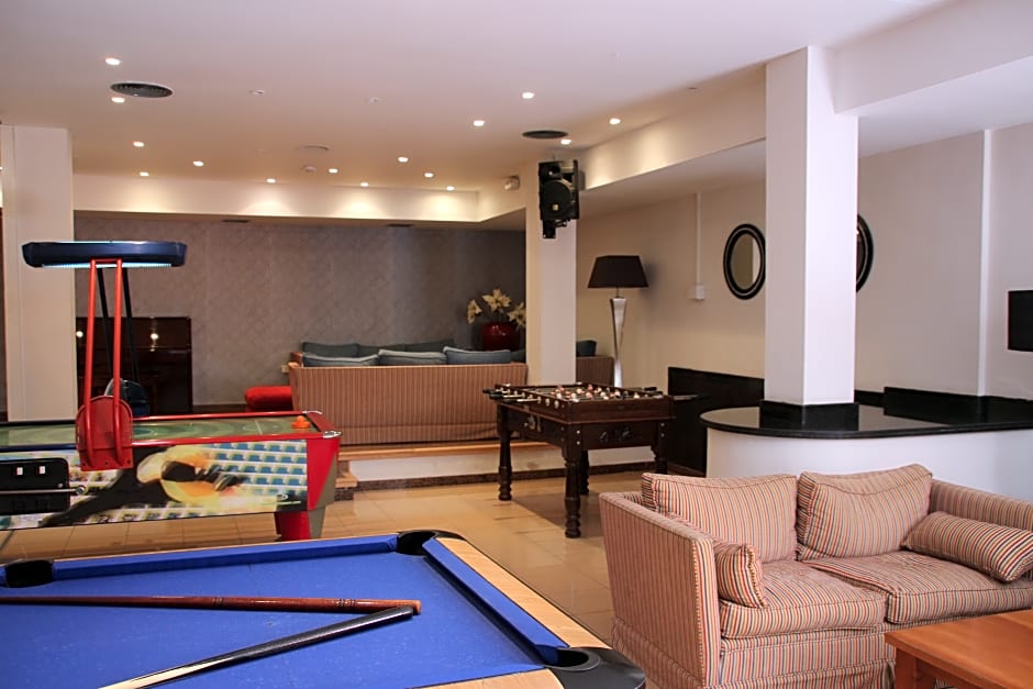 Marola Park Apartmentos