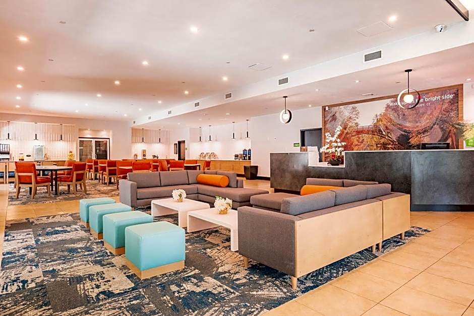 La Quinta Inn & Suites by Wyndham Danbury