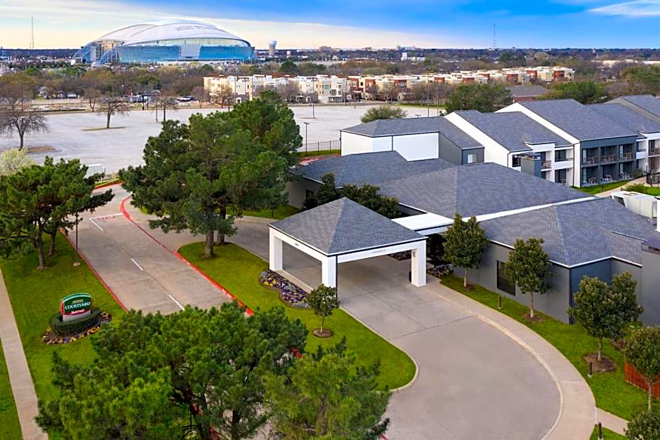 Courtyard by Marriott Dallas Arlington/Entertainment District