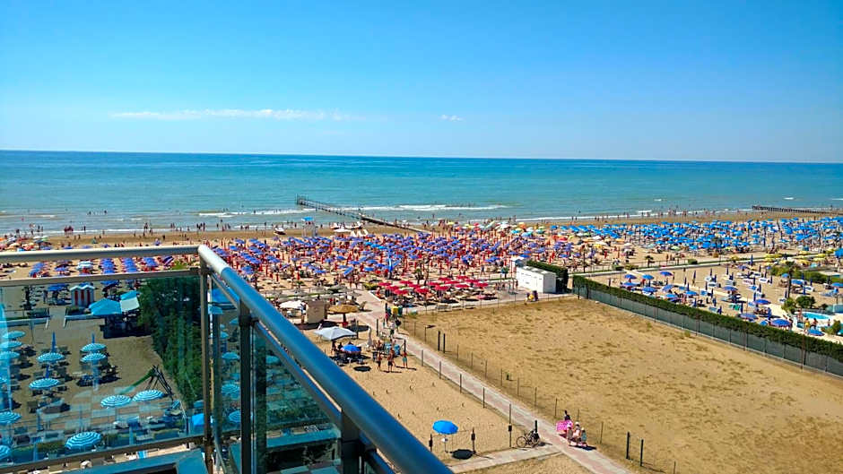 Hotel La Brezza frontemare