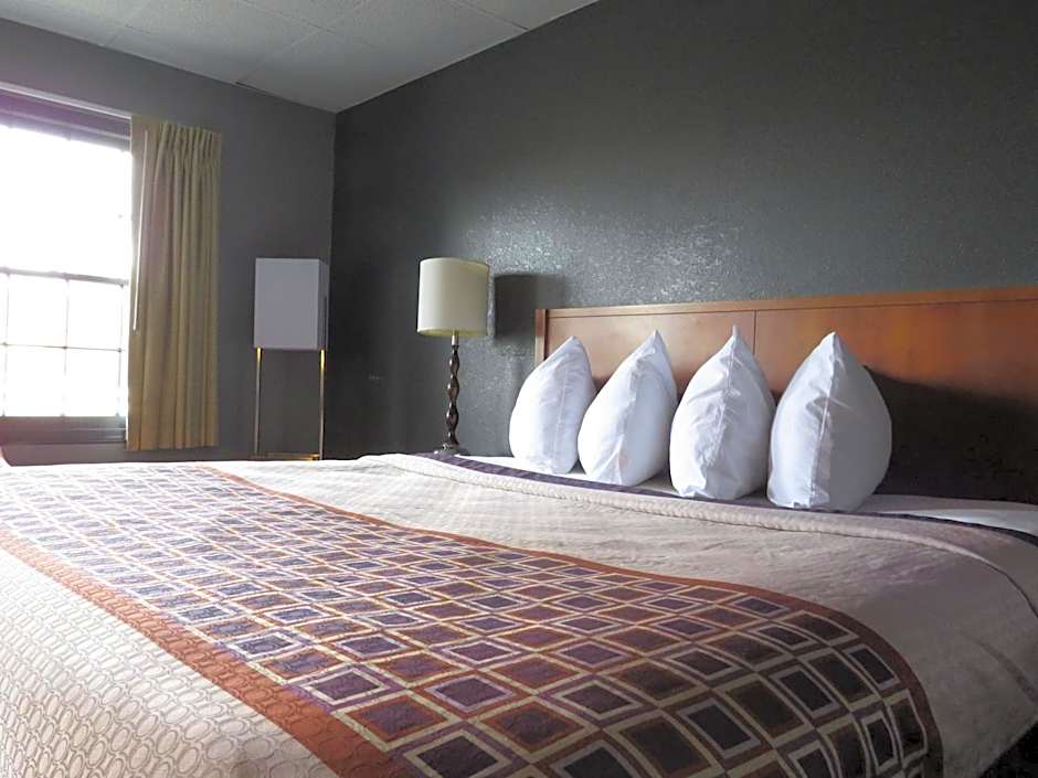 Travelodge by Wyndham Walterboro