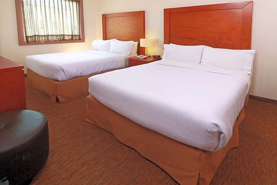Staybridge Suites Queretaro by IHG