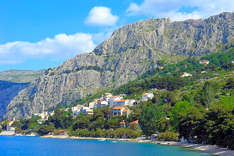 Tourist Settlement Brzet