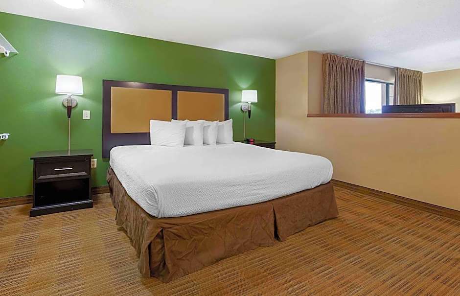 Extended Stay America Suites - Madison - Junction Court