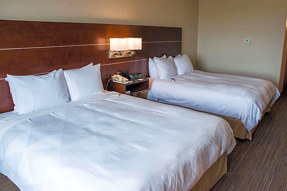 Wyndham Moline on John Deere Commons