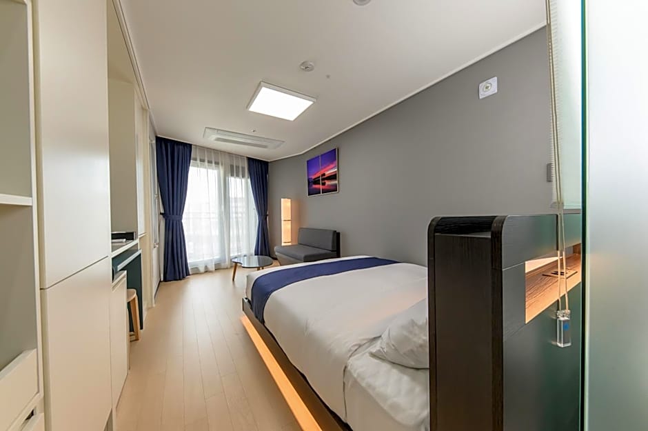 Risen Ocean Park Hotel