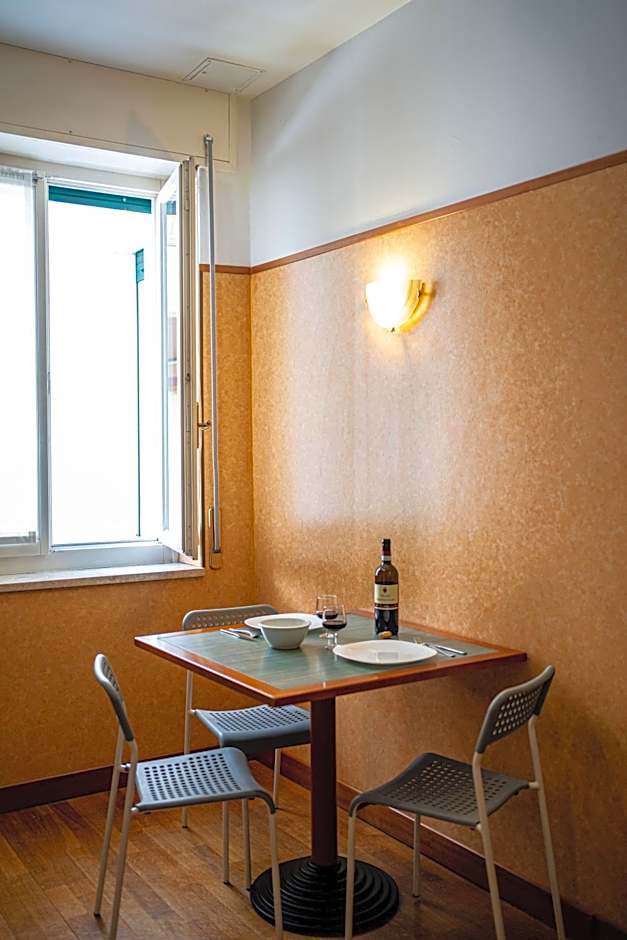 Hotel Mary