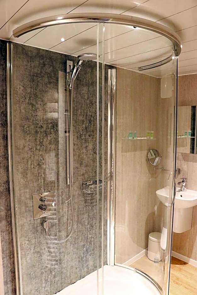 The Queen's Head Hotel