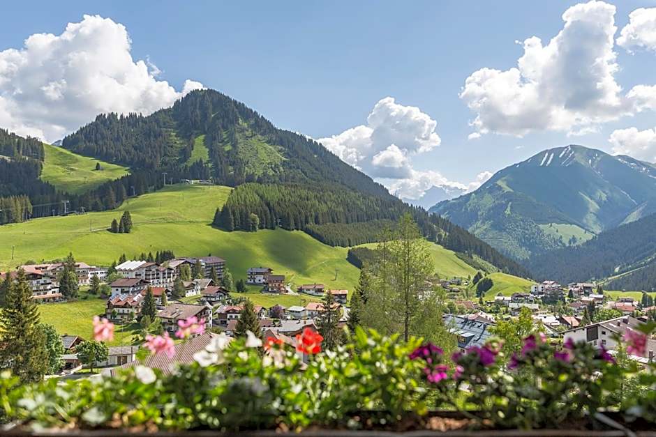 Familotel Kaiserhof - Families only