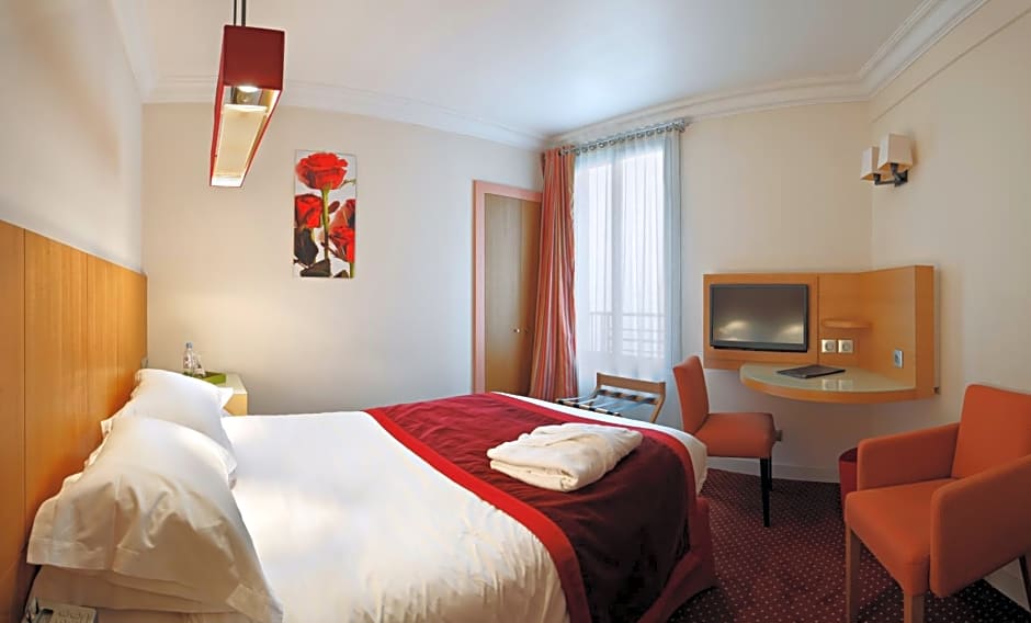 Westside Arc De Triomphe Hotel