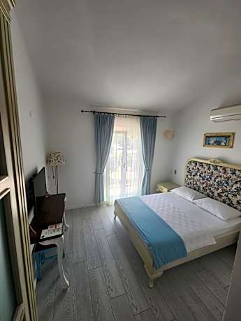 Deluxe with Balcony