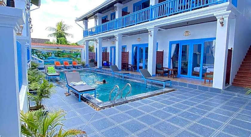 Sadakham Royal View Hotel