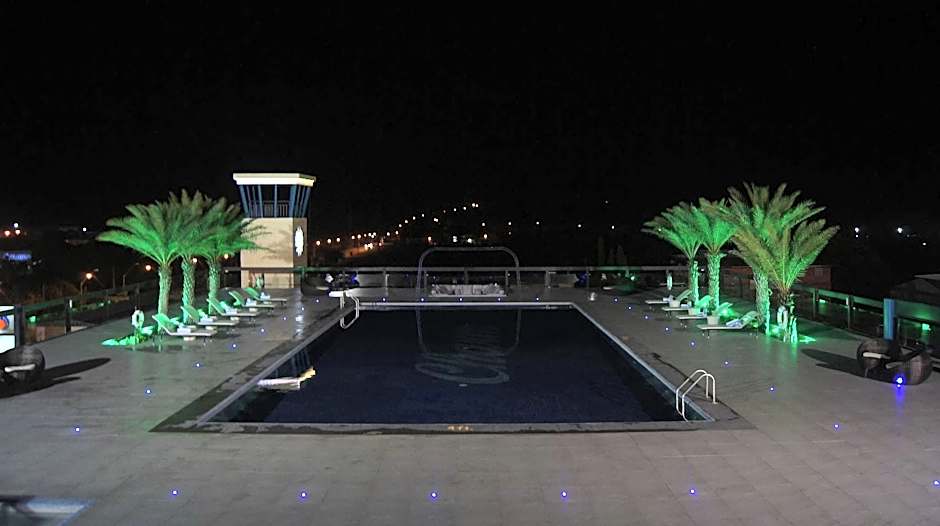 Le Charme Suites Subic