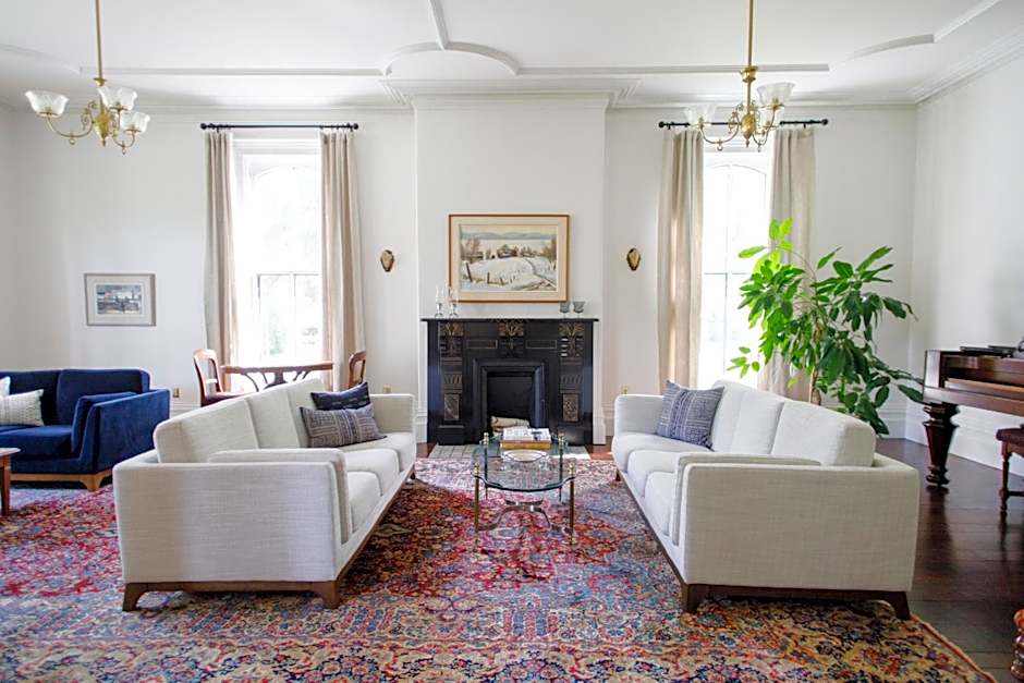 Woodbourne Inn