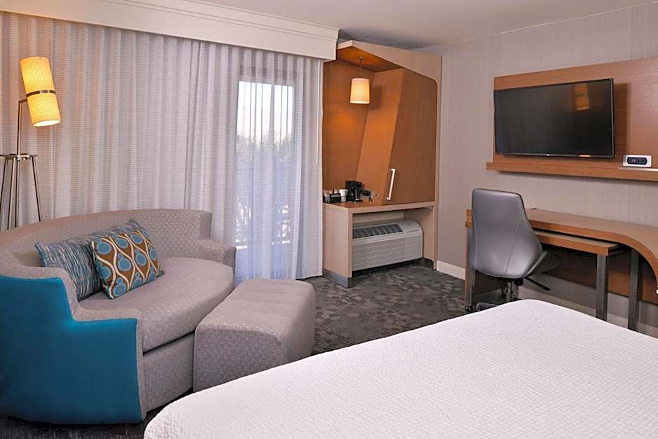 Courtyard by Marriott Palm Desert