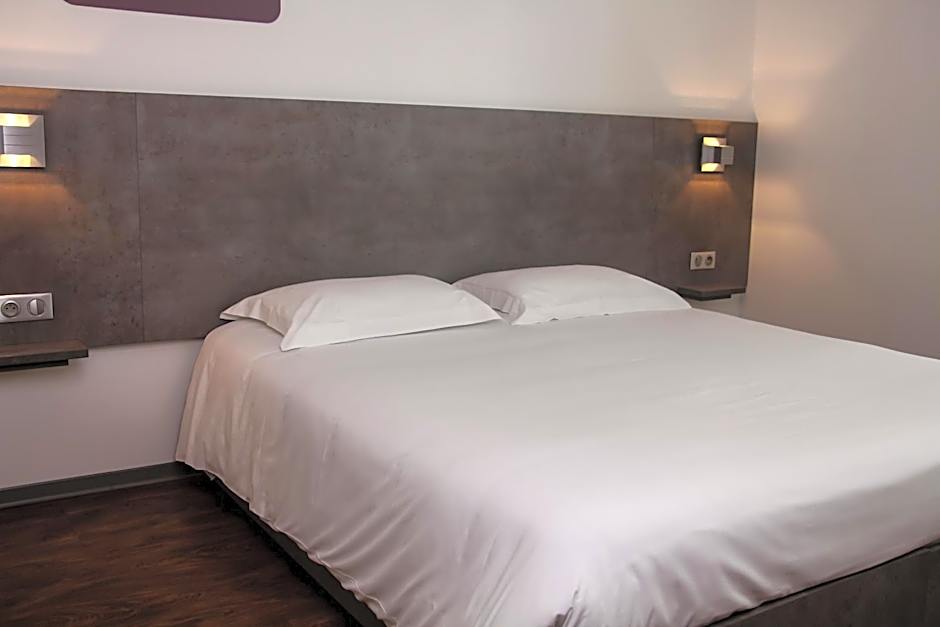 H24 HOTEL