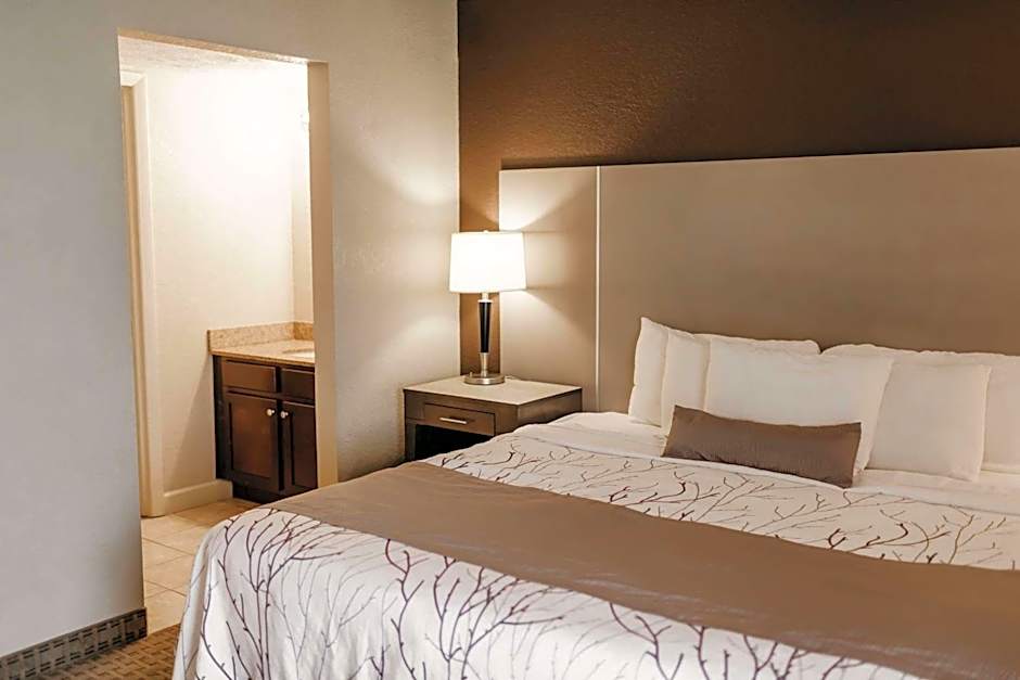 Eastland Suites Hotel & Conference Ctr, Trademark by Wyndham