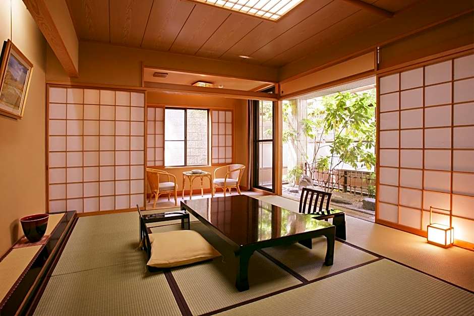 Hayamakan