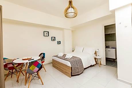 Apartment with Garden View