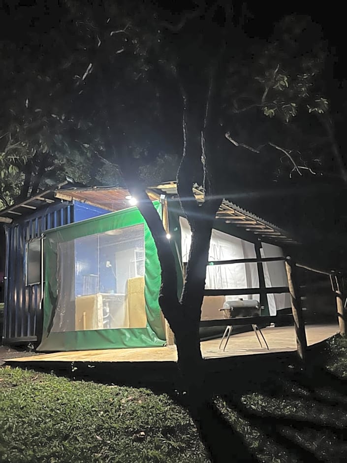 Pousada Cipó Container Chalés Privativos com lareira - Centro da cidade