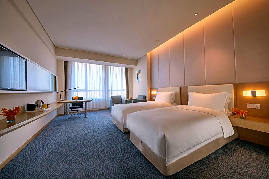Holiday Inn Express Nantong Textile City By IHG