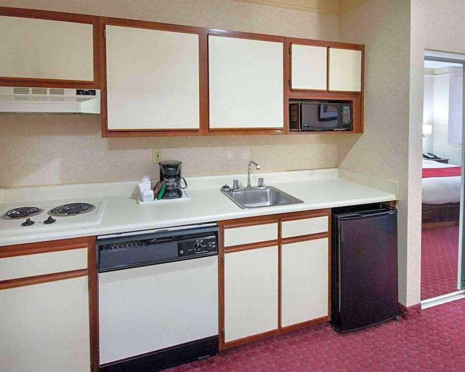 Comfort Suites Parkersburg South