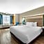 Econo Lodge Inn & Suites Santa Fe South