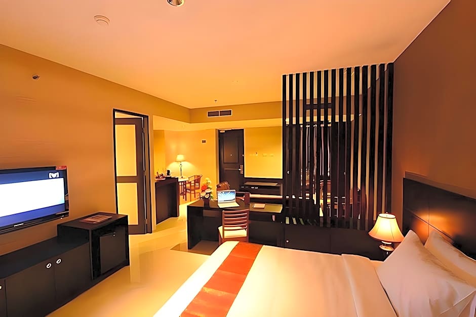 Emilia Hotel By Amazing - Palembang