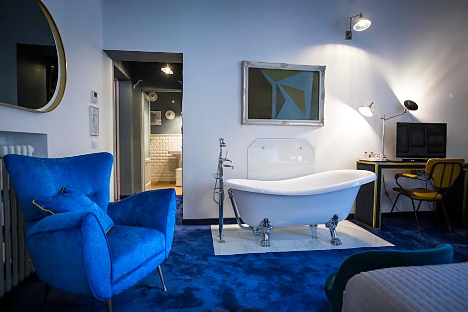 AdAstra Suites