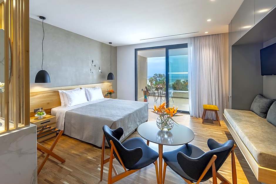 Anemi Hotel & Suites