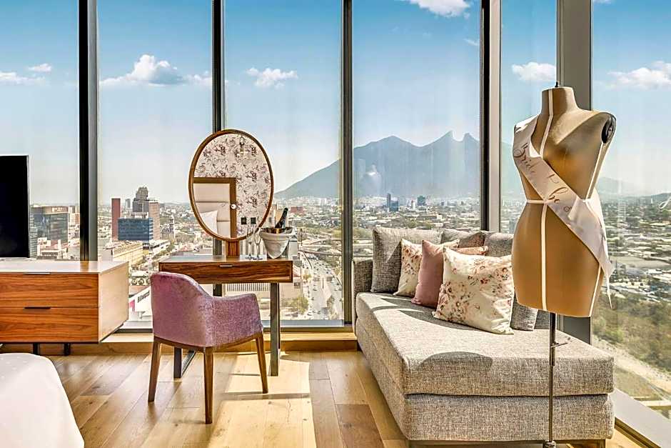 Fiesta Americana Monterrey Pabellon M.