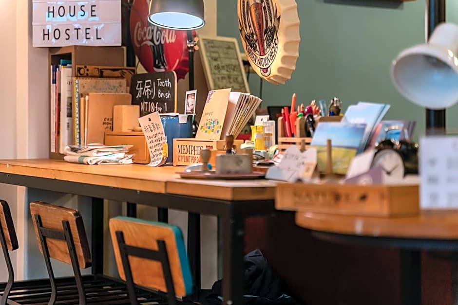 Cozy House Hostel