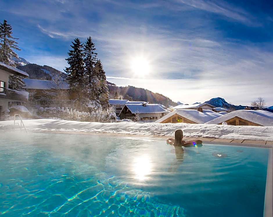 Alpin Chalets Oberjoch - Luxus Unterkunft mit privatem SPA und Zugang zu 3000 qm SPA Panoramahotel Oberjoch