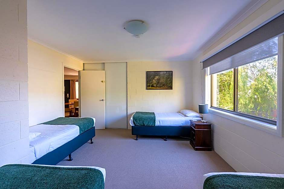 Grosvenor Court Apartments