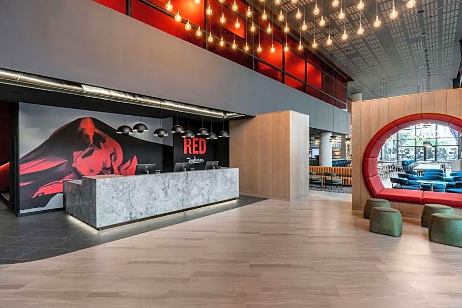 Radisson RED Hotel, Johannesburg Rosebank