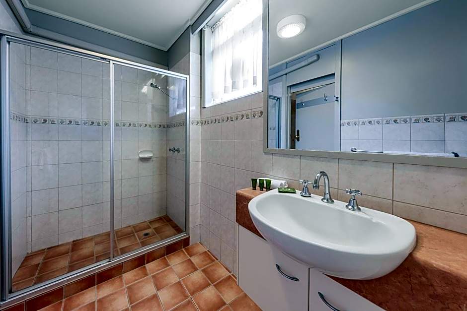 Dorset Gardens Hotel