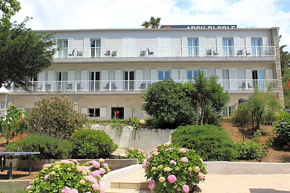 Hotel Arcu Di Sole