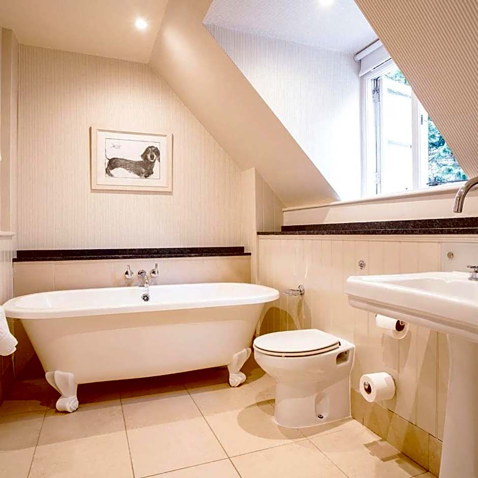 The Hare & Hounds Hotel