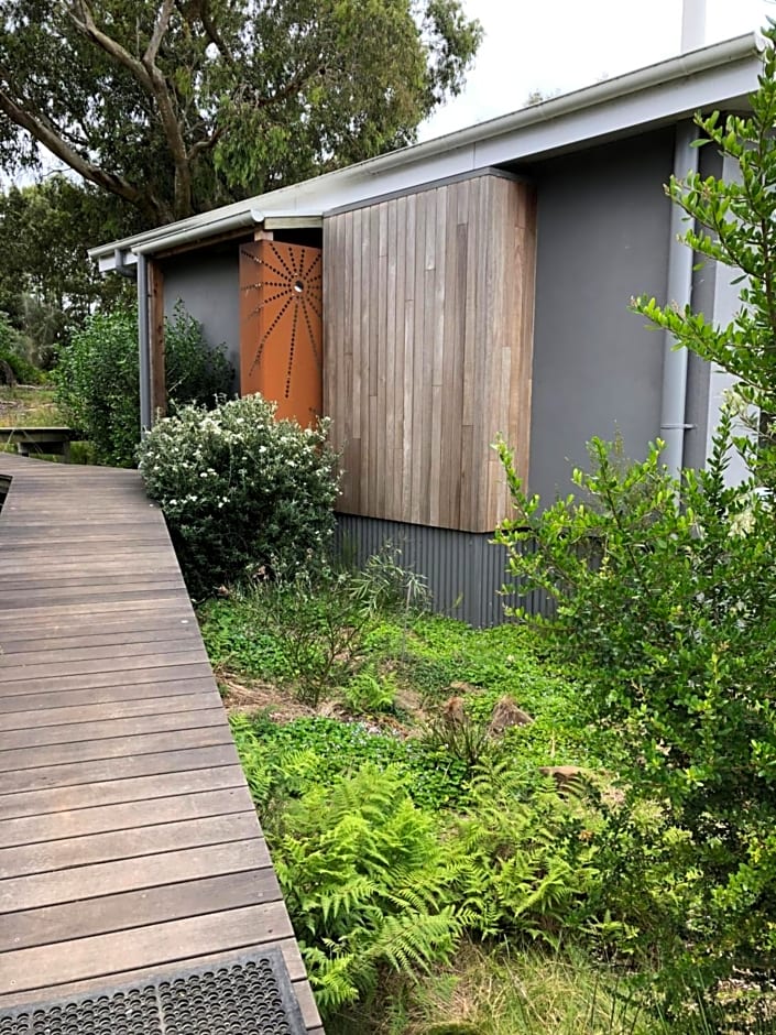 Messmates Luxury Eco Suites