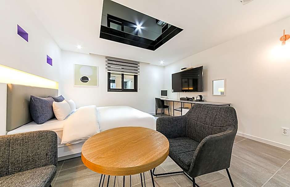 Two Nights Business Hotel