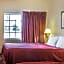 Travelodge Suites by Wyndham Lake Okeechobee