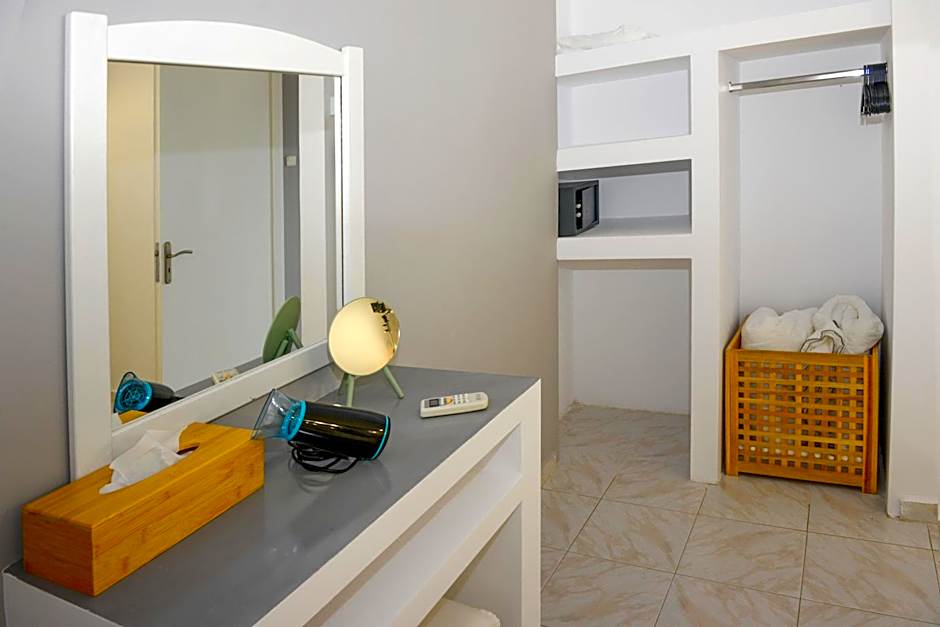 Albouro seafront apartments