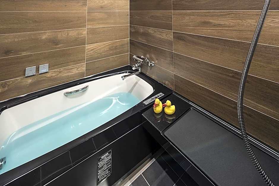 Kyoto Shinmachi Rokkaku Hotel Grandereverie