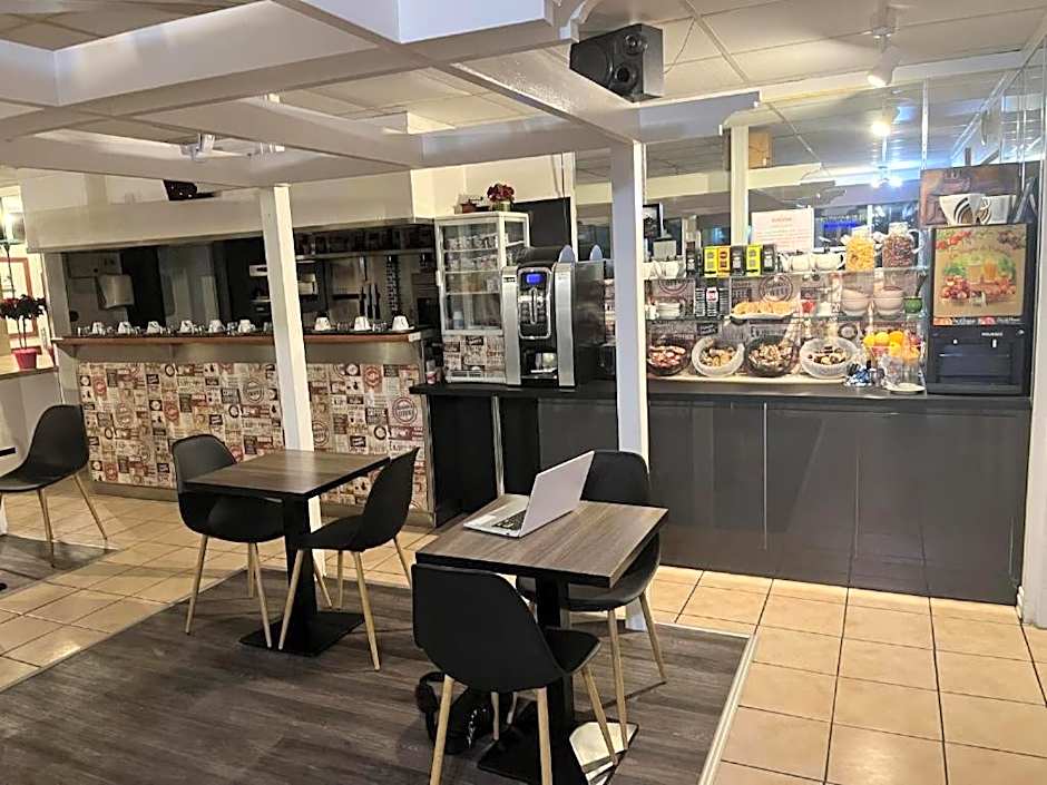 Fasthotel Pau - Lescar