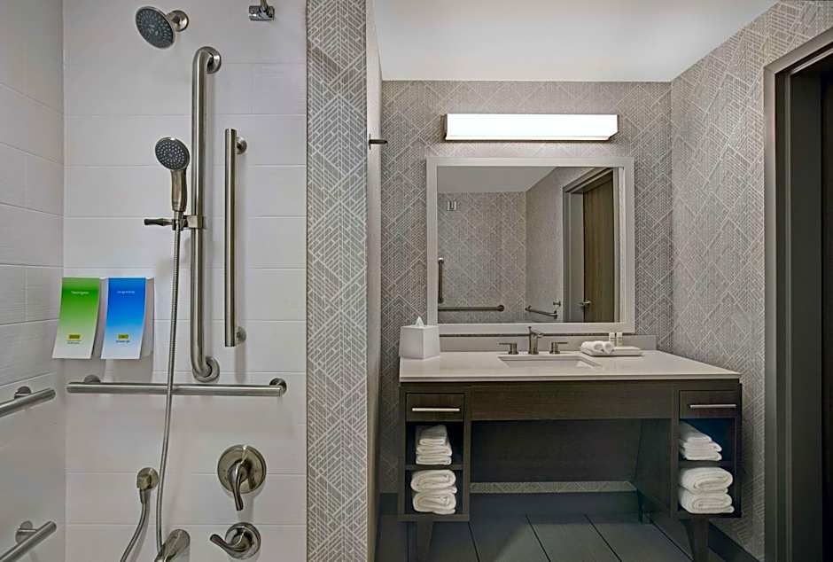 Home2 Suites by Hilton Asheville Airport