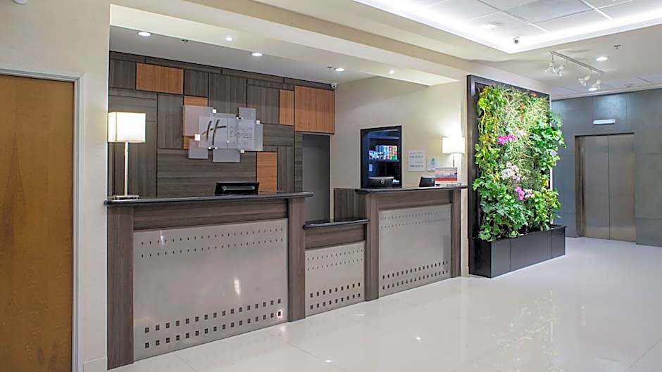 Holiday Inn Express & Suites Chihuahua Juventud By IHG