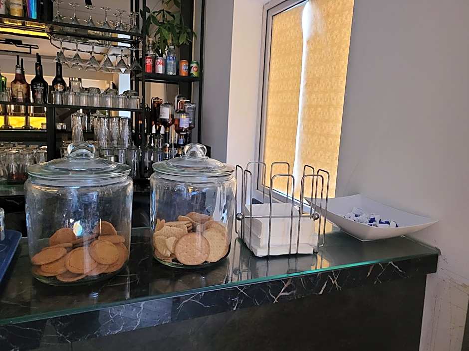 Gatwick White House Hotel