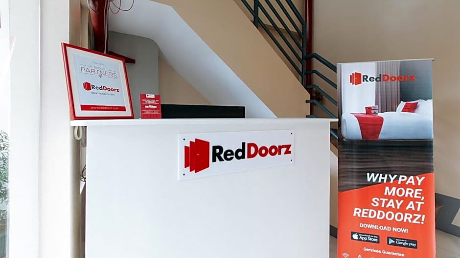RedDoorz Plus @ Torre De Manuel Residences 1