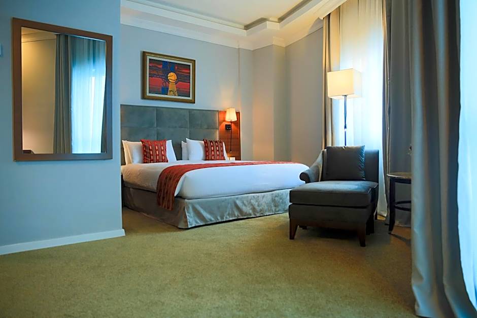 Photo 1 of 5 of Business Double Room
