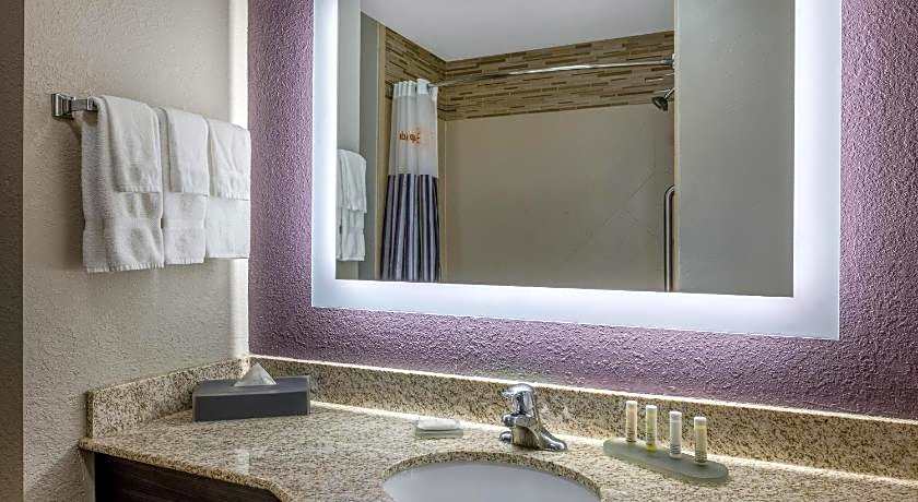 La Quinta Inn & Suites by Wyndham Covington